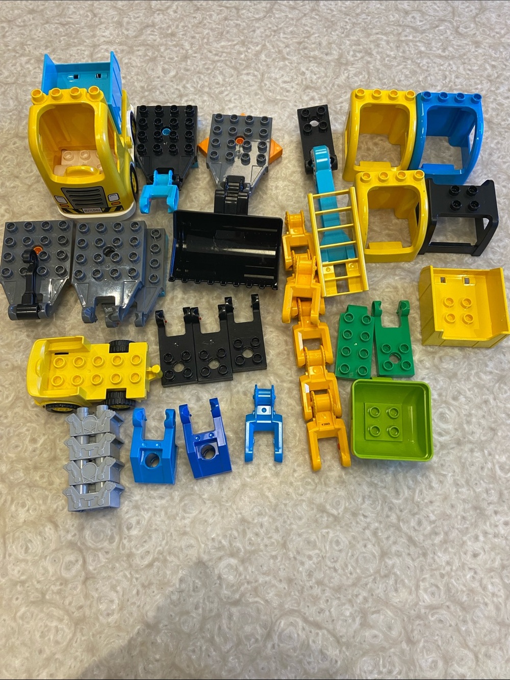 Lego Duplo construction site accessories